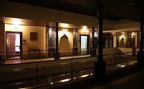 Hotel Mudra Midtown